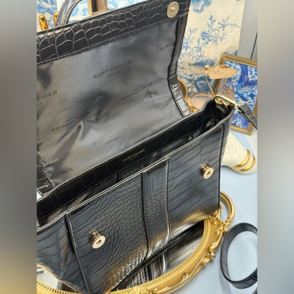 🆕 KURT GEIGER LONDON 🧿 NWOT Brixton Croc-Embossed Top Handle Flap Bag *SAMPLE* - Picture 10 of 16